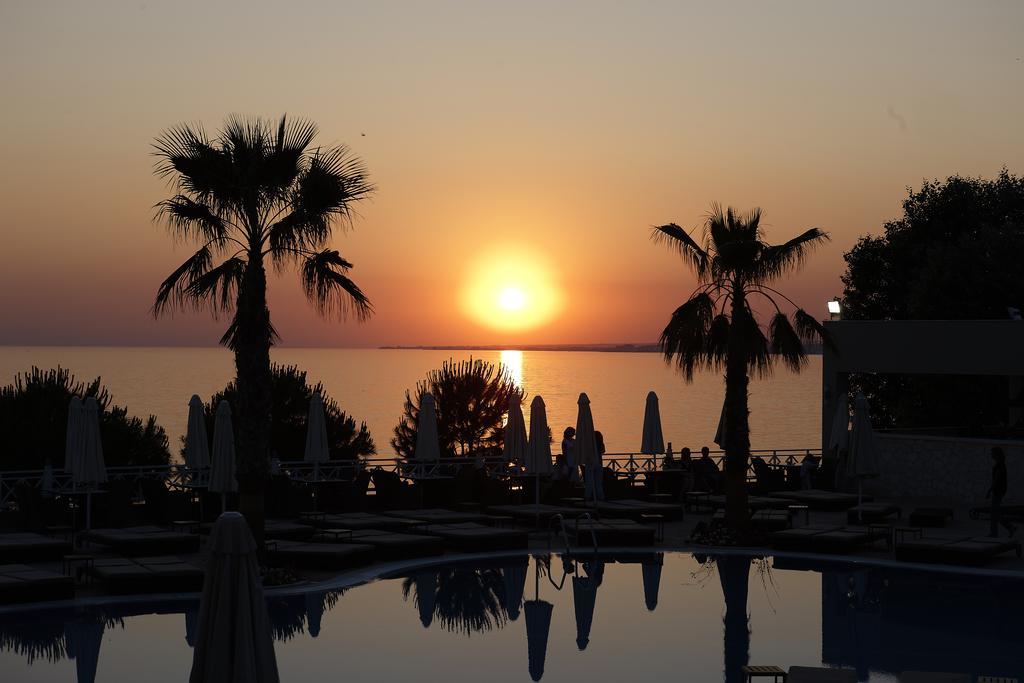 Portes Beach Hotel Néa Poteídaia Eksteriør bilde